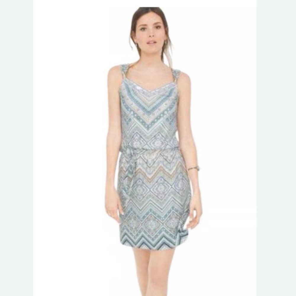 White House Black Market Sleeveless Blouson Dress in a Size Small